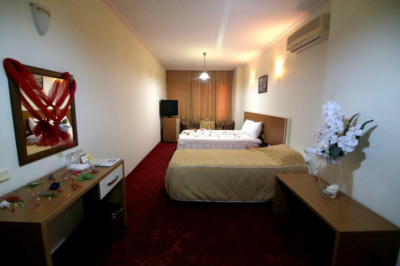 Aykut Palace Otel Искендерун Экстерьер фото